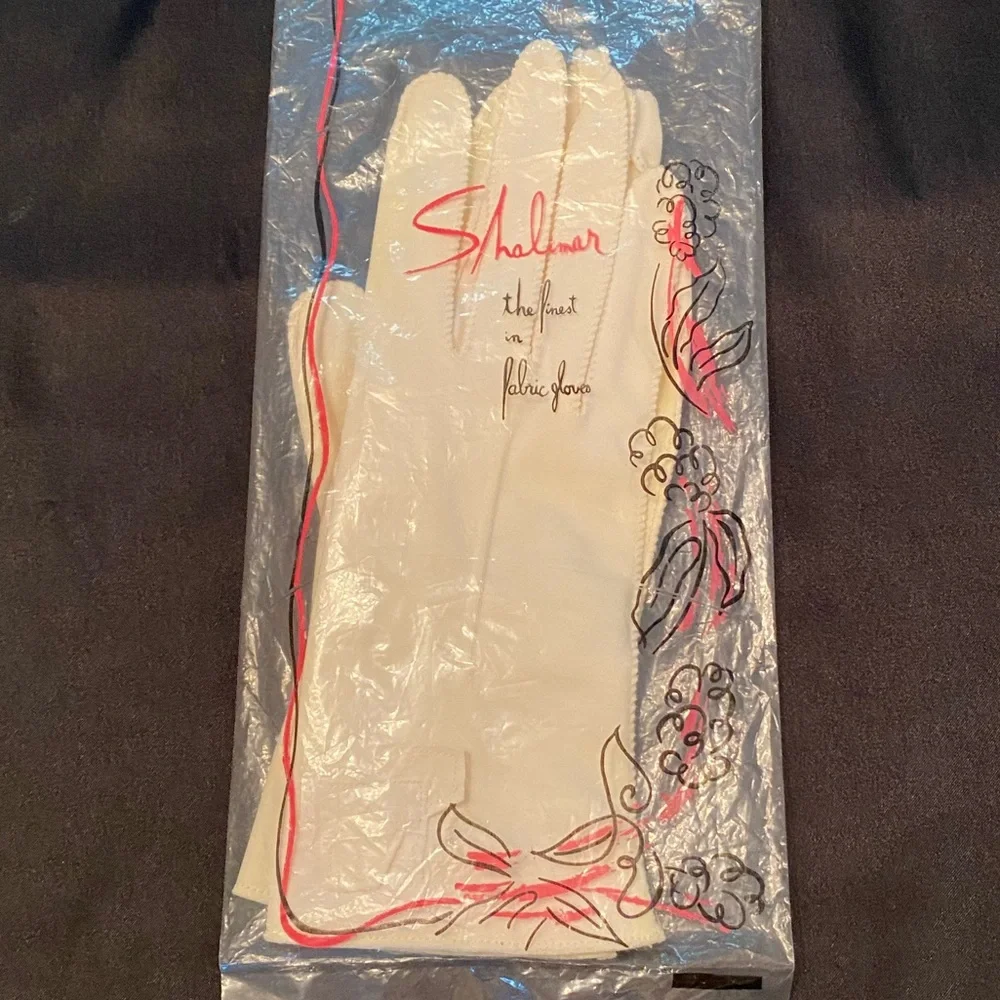 Vintage Shalimar Women’s Nylon Gloves